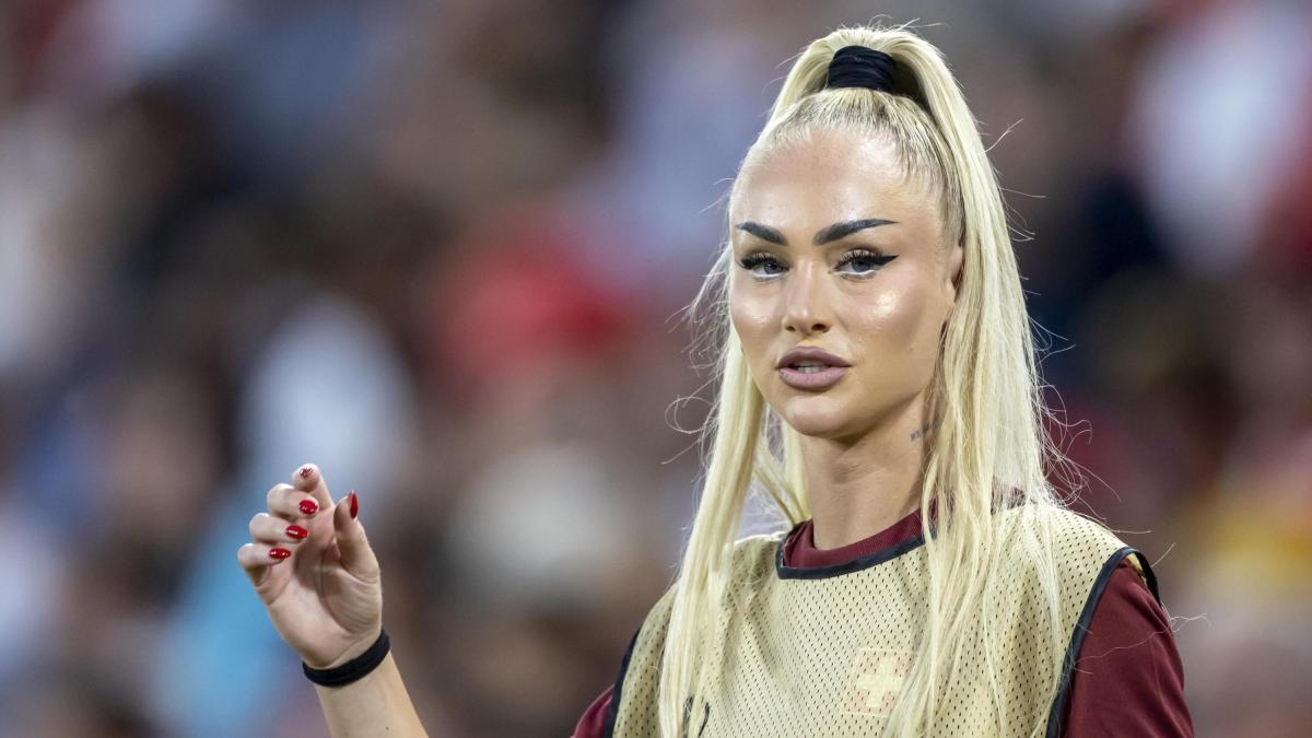 Alisha Lehmann tedofora per Milano Cortina: a Como porterà lei la Fiamma Olimpica