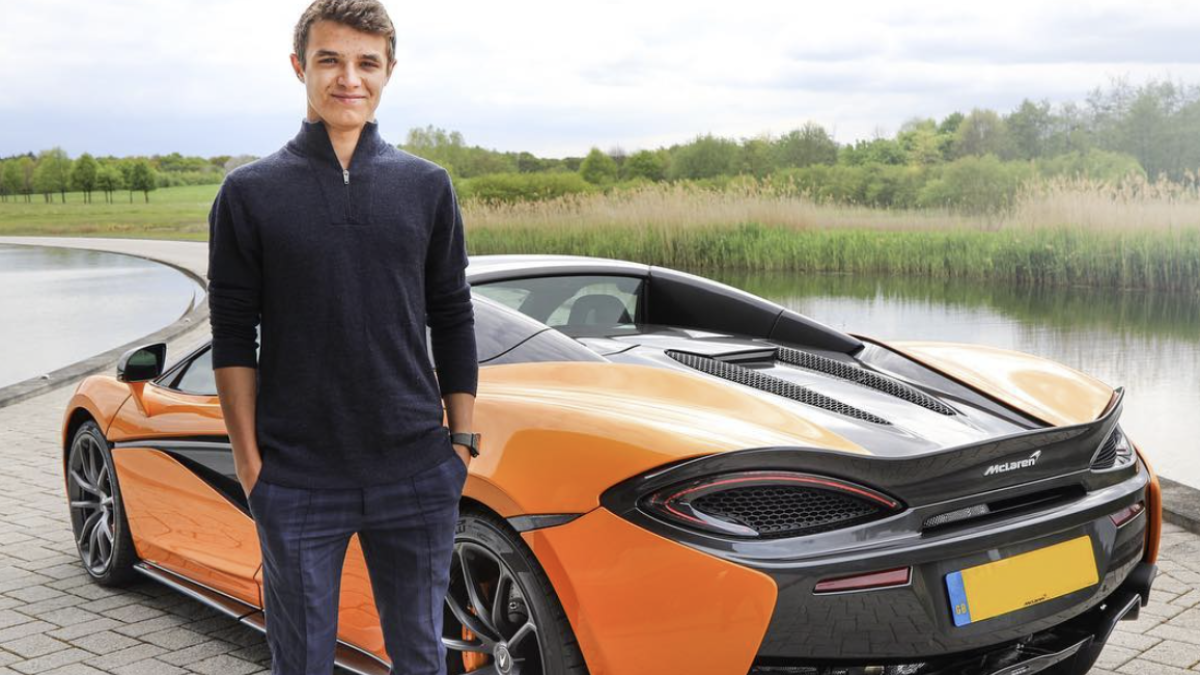Norris, le auto del campione: dalla McLaren P1 alla Lamborghini Miura, fino a due Ferrari esclusive