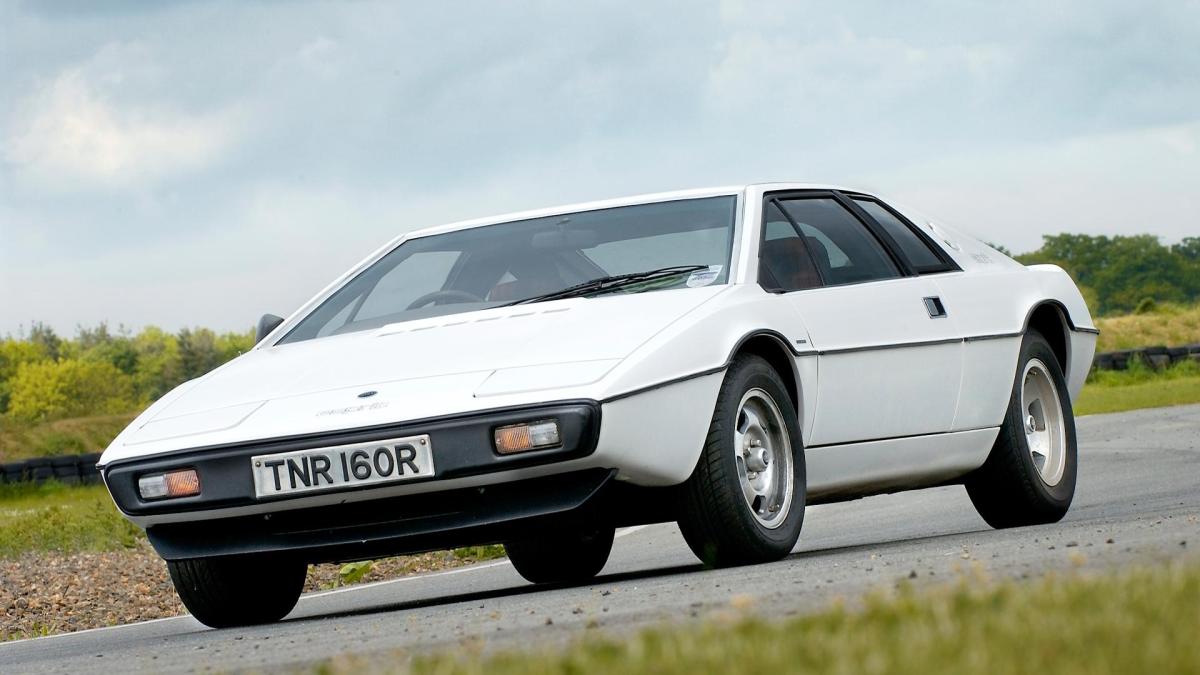 Lotus Esprit: il mito rinasce con l