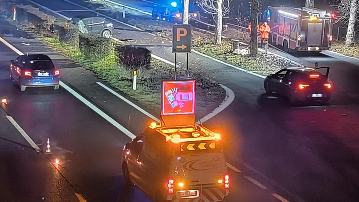 Bimba morta sulla A5, si cerca un furgone che avrebbe tamponato l