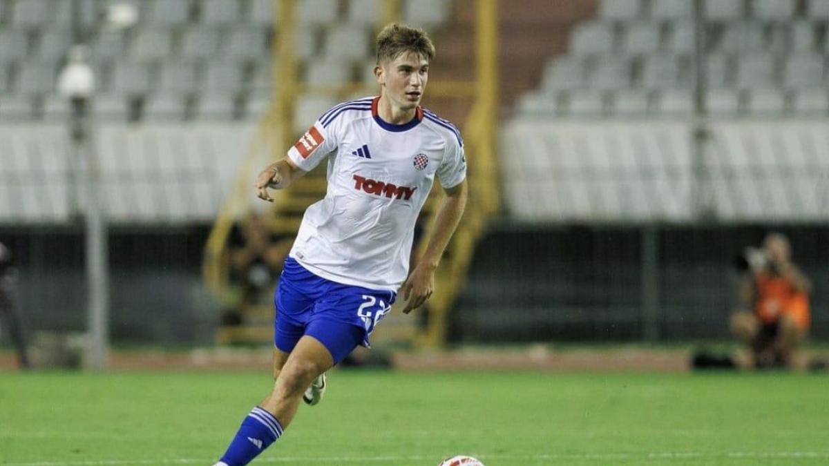 L'Inter vuole svecchiare la difesa: affondo per il 18enne Mlacic, gioiello dell'Hajduk Spalato