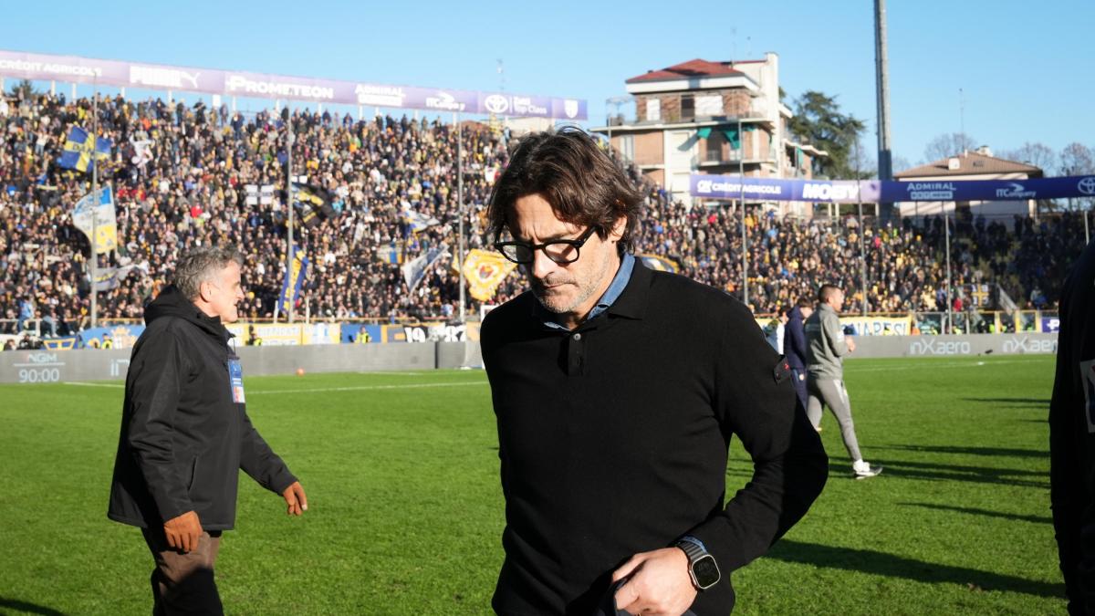 Fiorentina caos: sprofondo Vanoli, ultima chance con la Cremonese. Sousa, Motta e...: i nomi di Paratici