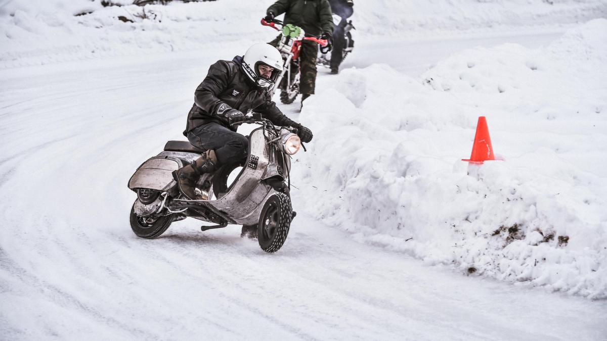 Moto o scooter su neve e ghiaccio: dove e come
