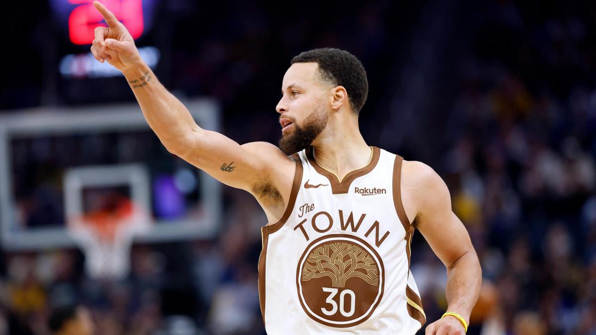 La top 5 del tiro da tre: Steph Curry su un altro pianeta, dietro di lui…