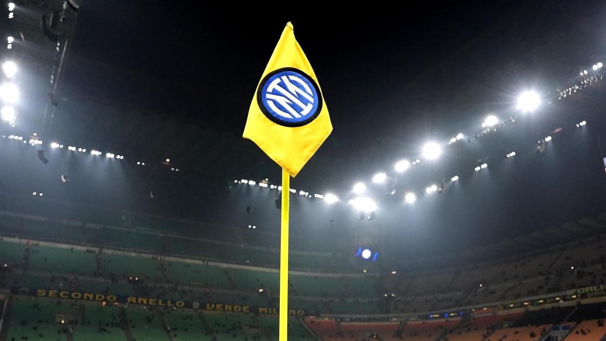 Il pari del Napoli fa esplodere San Siro: interisti in festa prima del Lecce