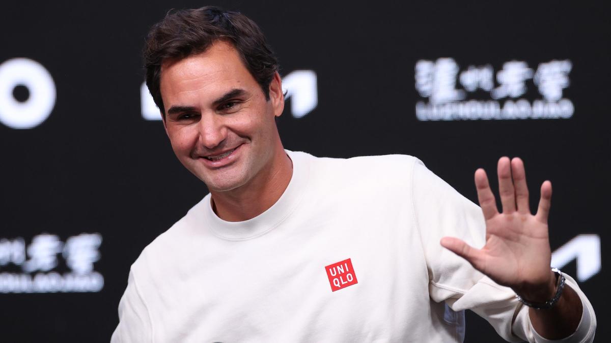 Federer: "Spero che Alcaraz vinca l'Australian Open. Sinner? Ho immaginato come giocherei contro di lui"