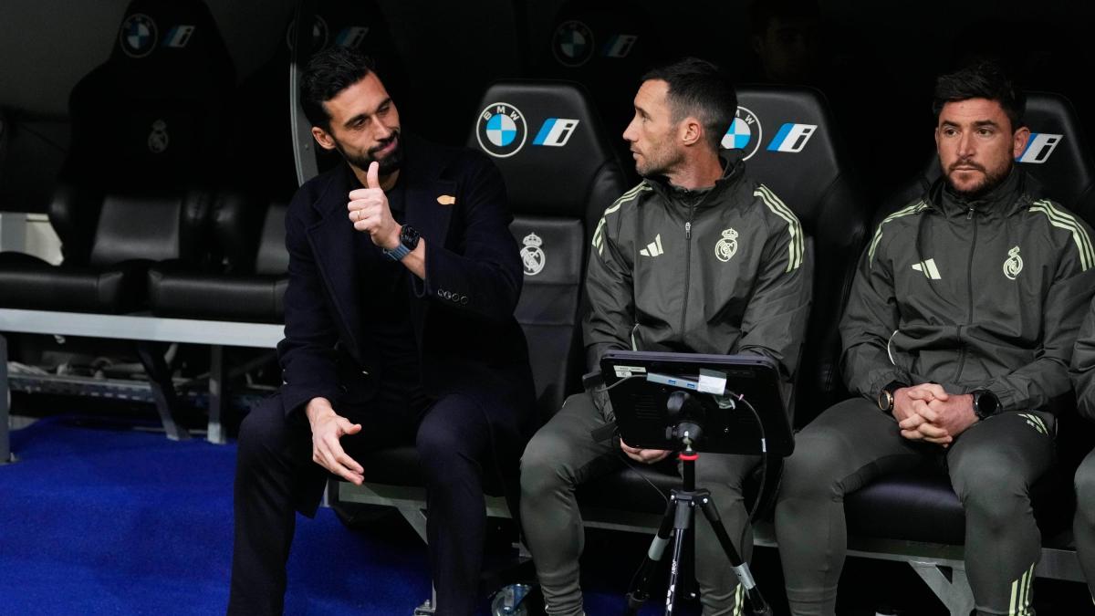 real senza pace fischi assordanti al bernabeu nel mirino florentino vinicius e bellingham