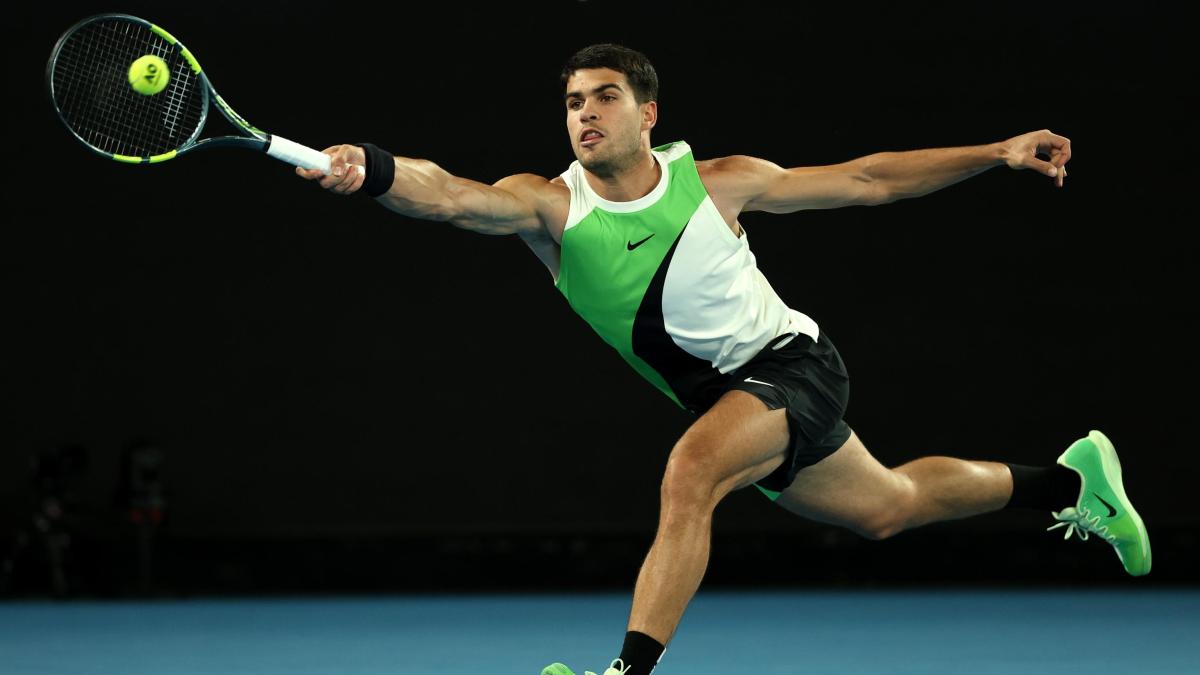 Australian Open, il programma del mercoledì: alle 4 Alcaraz Hanfmann, torna in campo Paolini