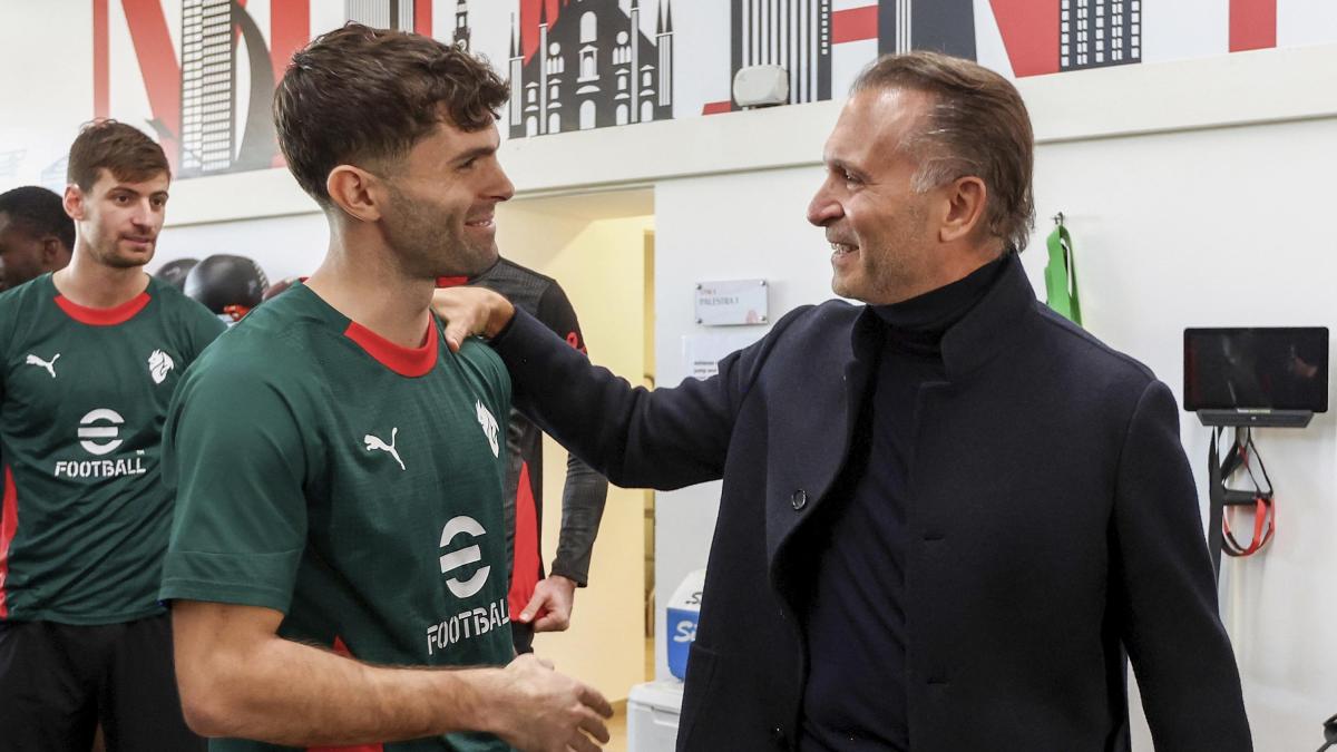 gerry cardinale stamani a milanello incontra la squadra parla con allegri e d224 la carica