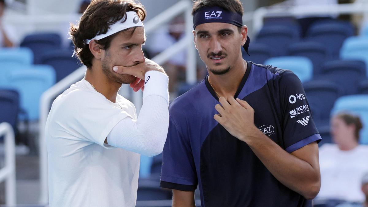 live australian open subito darderi baez poi musetti sonego maestrelli contro djokovic