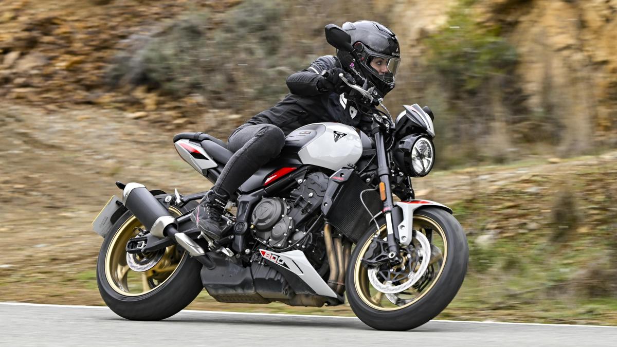 Triumph Trident 800: tre cilindri giusto per la naked che mancava