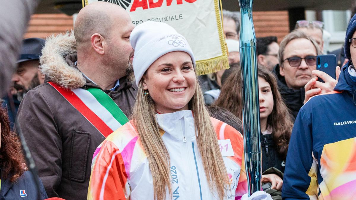 L'ukulele, quel dente rotto e una valanga di medaglie: chi è Michela Moioli, fenomeno dello snowboard