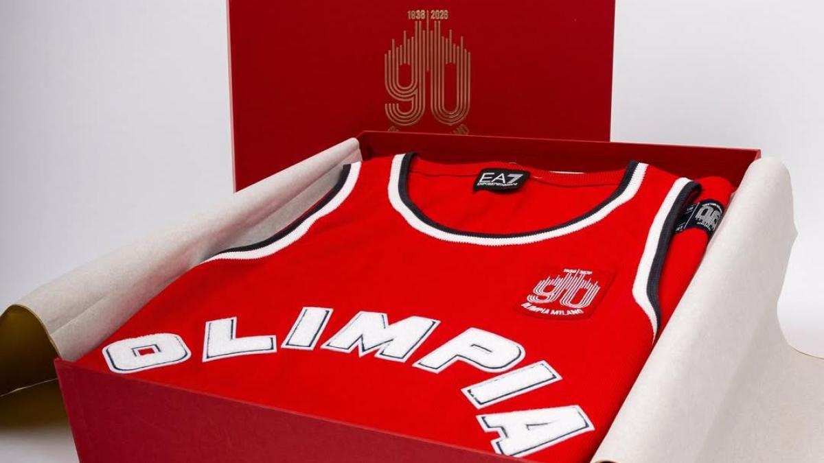 olimpia milano contro sassari il kit che celebra la storia del club