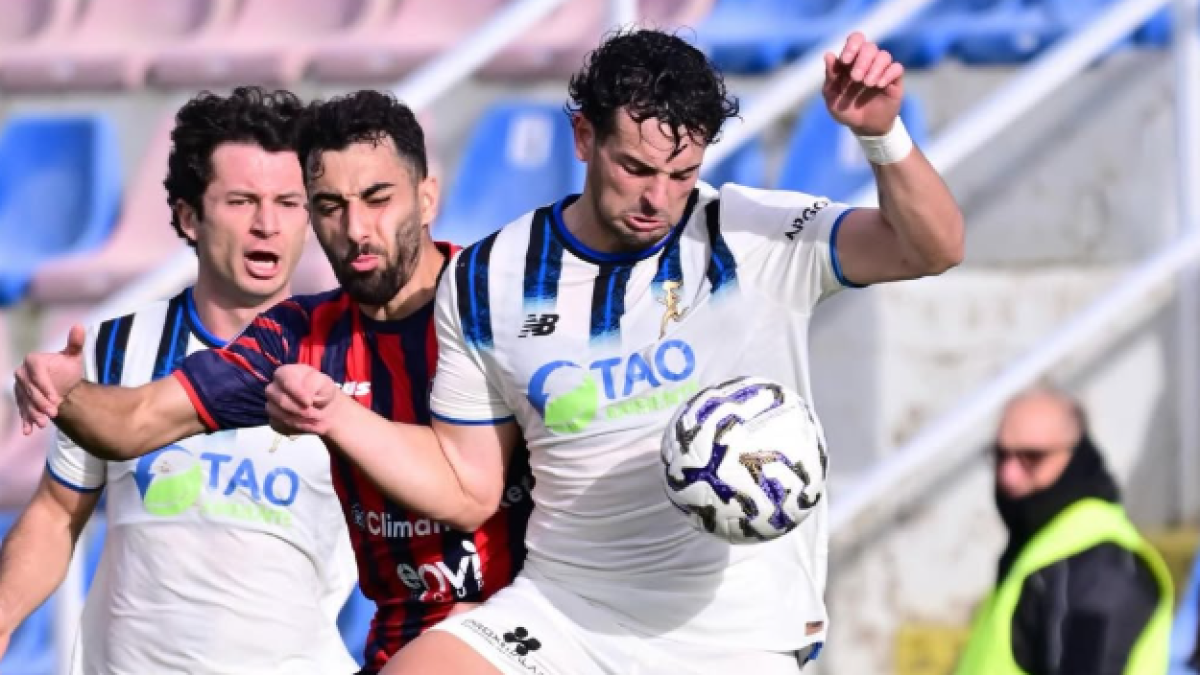 Il Novara ferma il Brescia, bene il Ravenna. Il Crotone batte l'Atalanta U23: 4ᵃ vittoria di fila