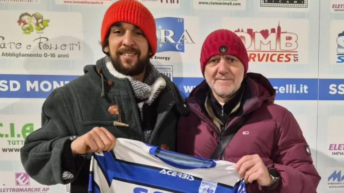 Bellusci: "Giocavo in A poi ho toccato il fondo, ora si girano tutti dall'altra parte. Io? Servo ai tavoli"