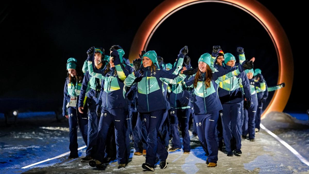 ingegneri studenti e pensionati quanto guadagnano e chi sono 18mila volontari ai giochi