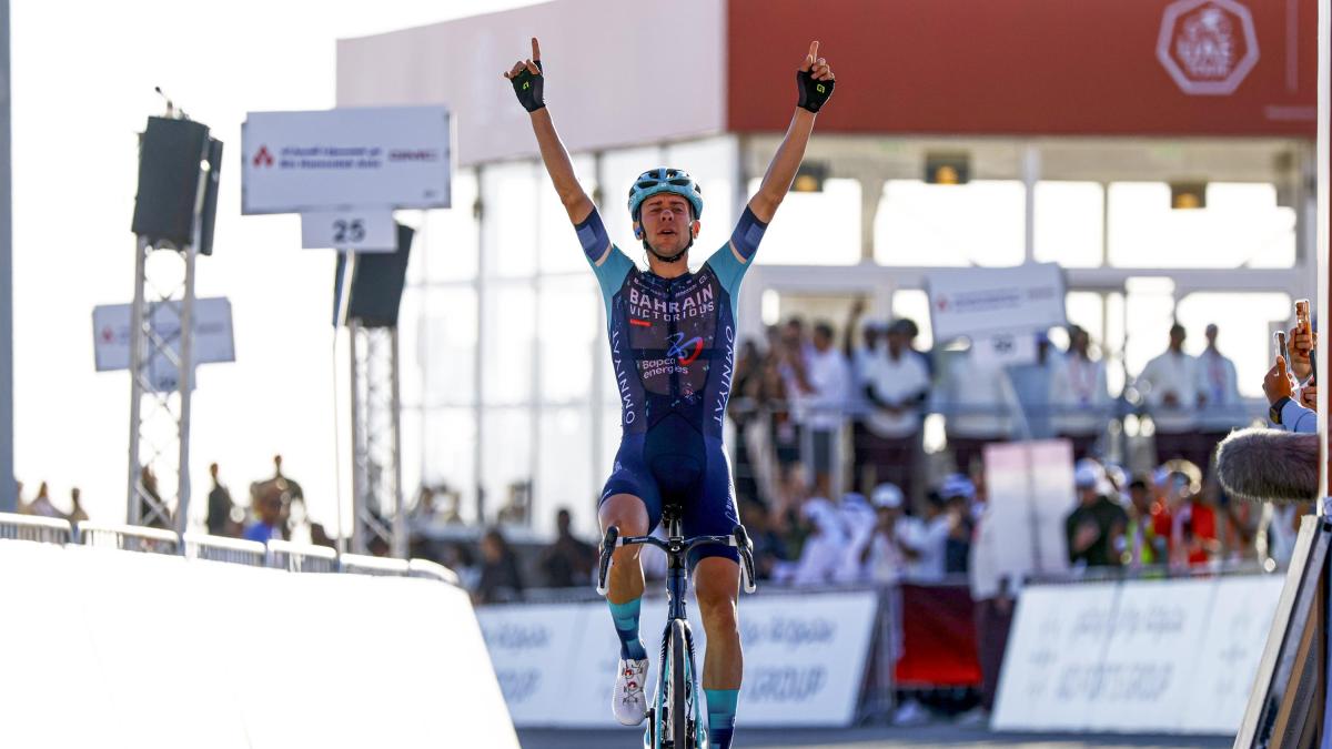 uae tour evenepoel va in crisi tiberi vince la tappa e vola in testa in classifica da Gazzetta.it uae tour evenepoel va in crisi tiberi vince la tappa e vola in testa in classifica