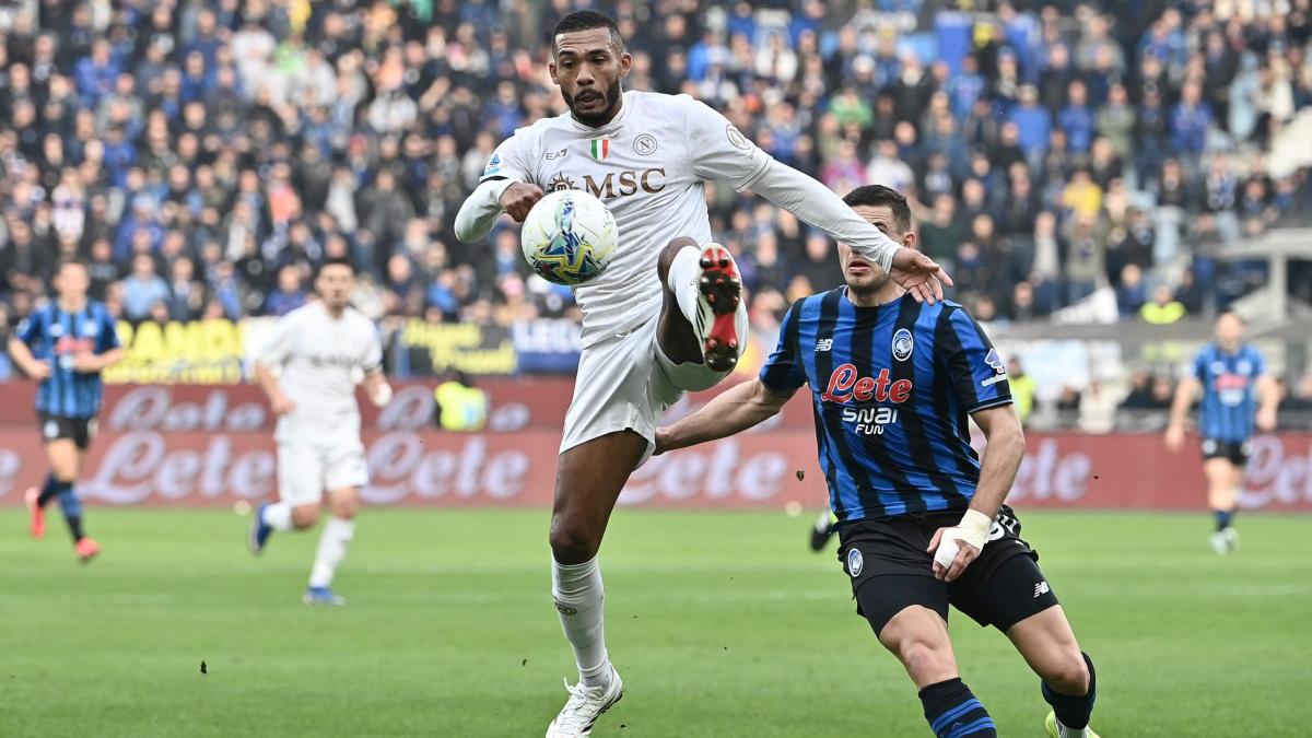 Napoli, Juan Jesus salta il Lecce: al suo posto in difesa torna Beukema