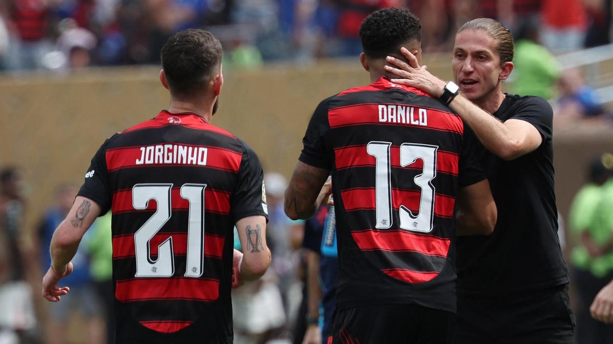 Incredibile al Flamengo: esonerato Filipe Luis dopo una vittoria per 8-0 in semifinale!