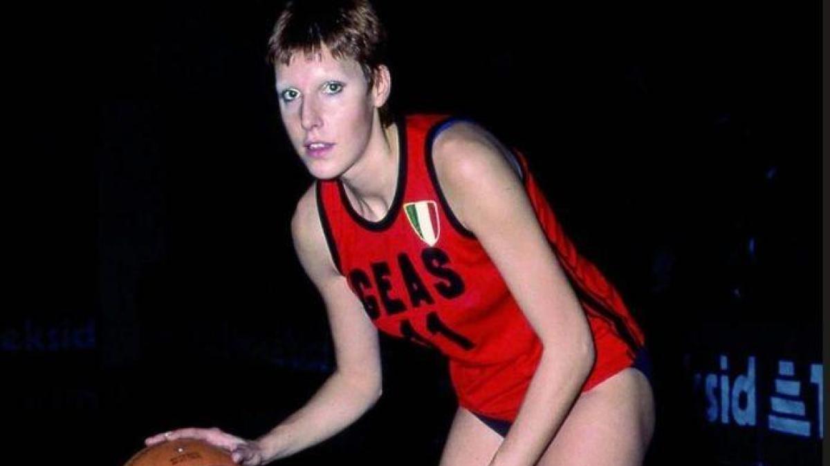 La festa della donna in onore di Bocchi: Meneghin e tanti campioni e campionesse ricordano Mabèl