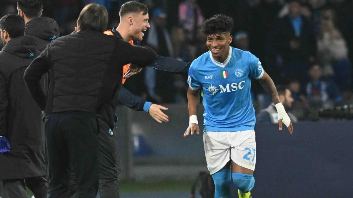 Dal talento alle magie fino... all'appartamento: così Alisson diventa il nuovo Kvara del Napoli