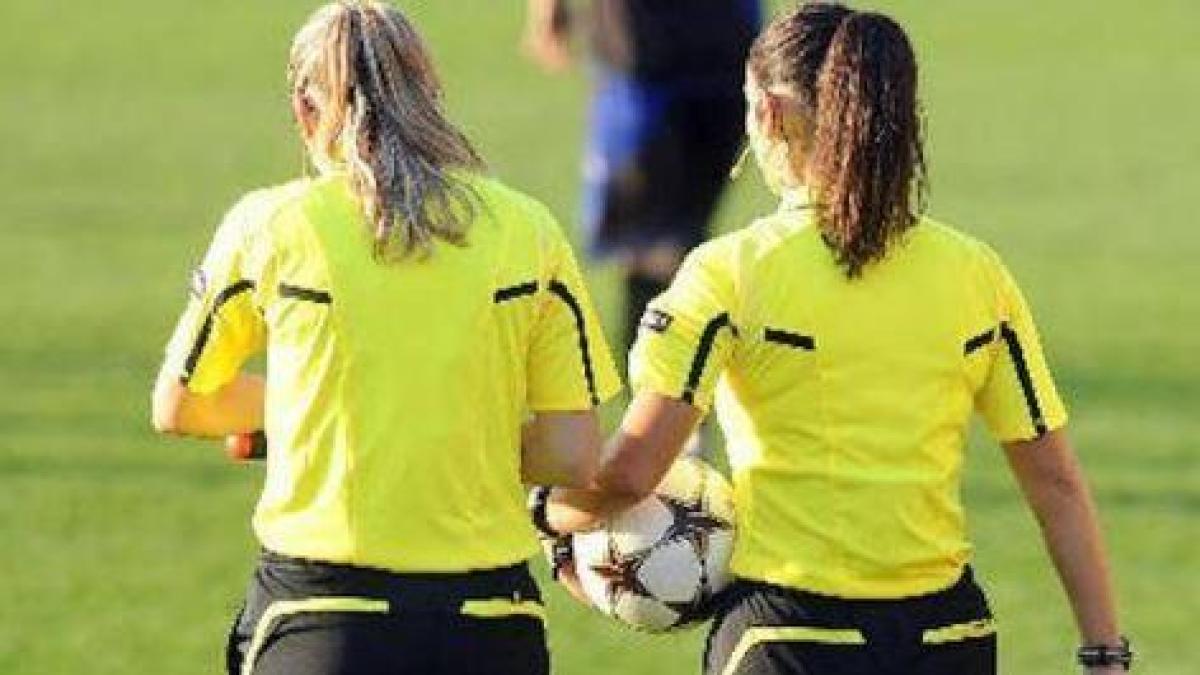 Arbitra 17enne aggredita. L'Aia: "Non è umano"