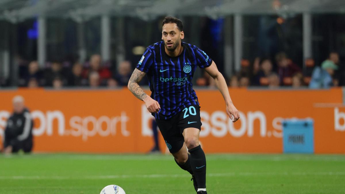 Ahi Inter, per Calhanoglu risentimento all'adduttore: salta l'Atalanta. E Bastoni...
