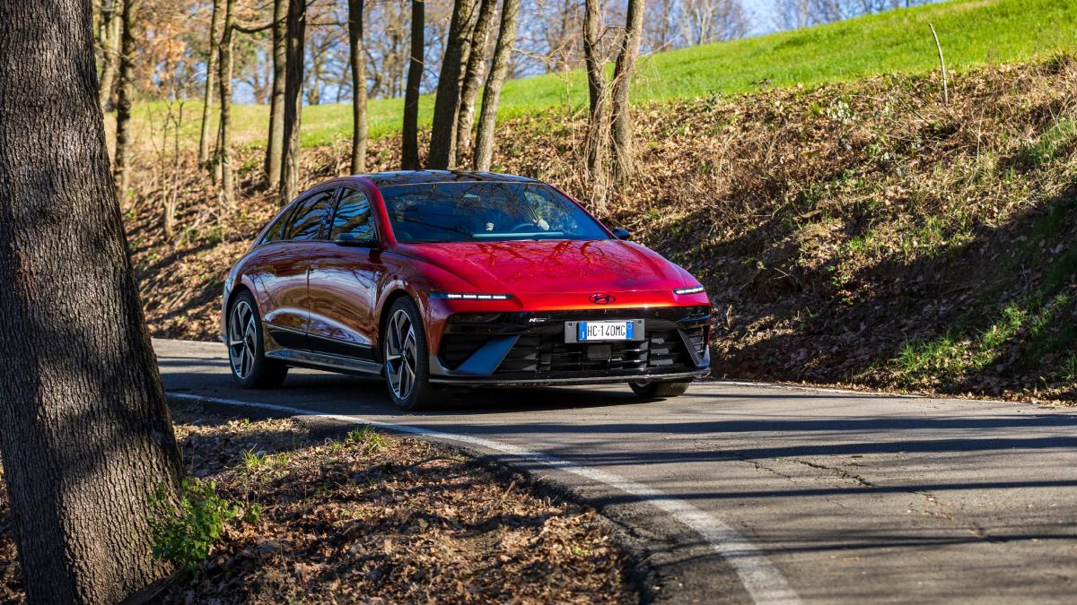 Hyundai Ioniq 6 N Line 2026, la prova del restyling
