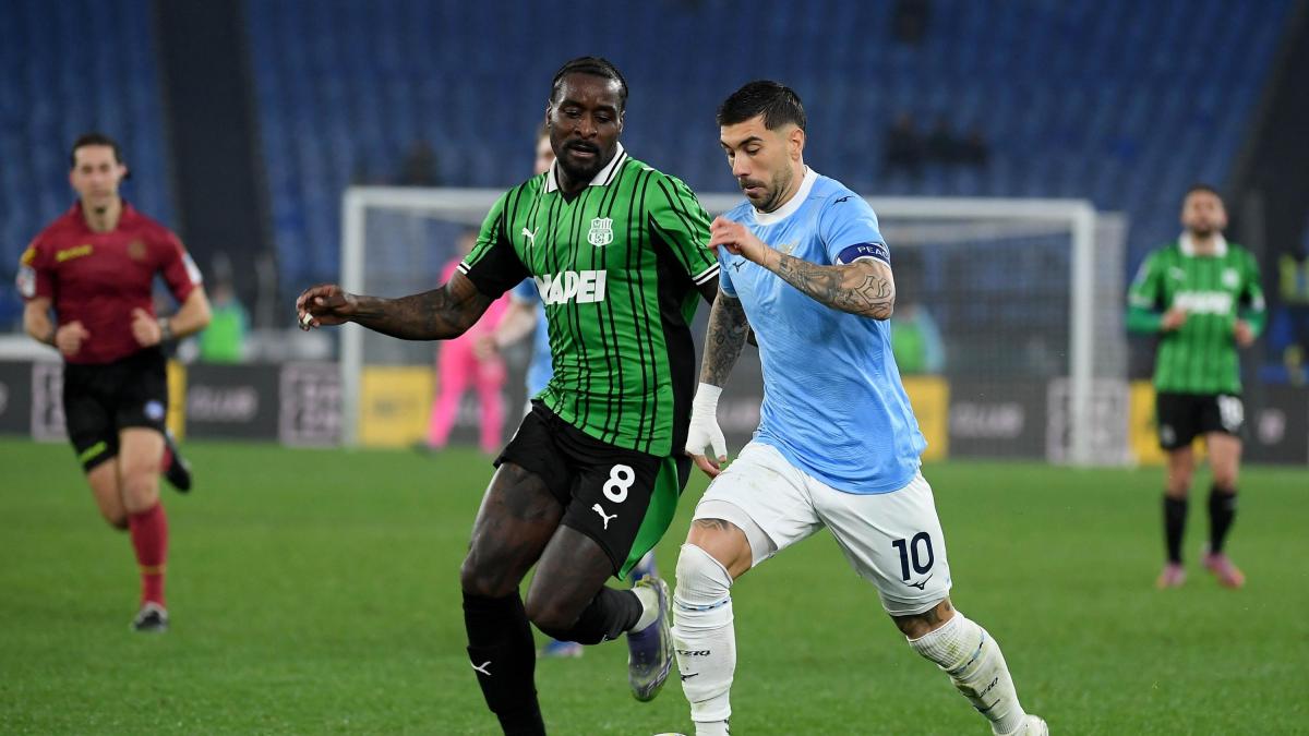 sassuolo lecce le formazioni ufficiali grosso con nzola di francesco punta su cheddira