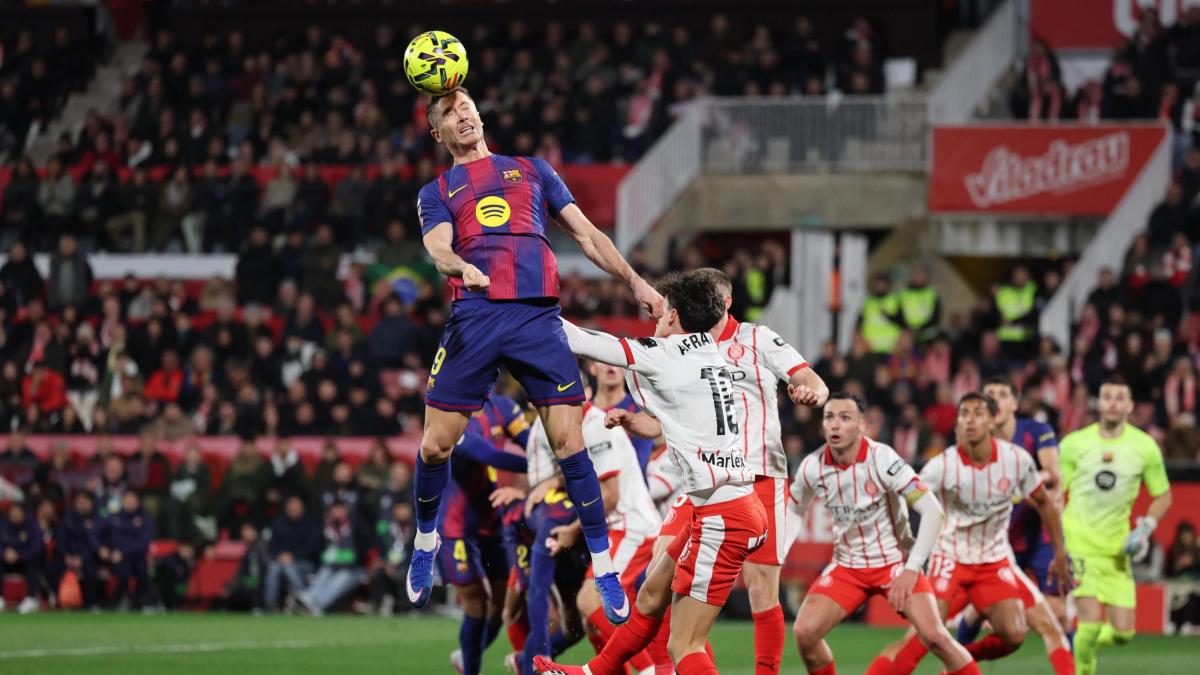 Lewandowski: "Quella volta che stavo per andare al Genoa... Serie A in crisi? Non mi pare"