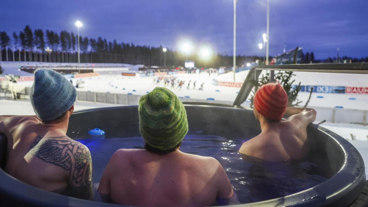 Fare il tifo a  5° restando in costume da bagno? In Finlandia si può