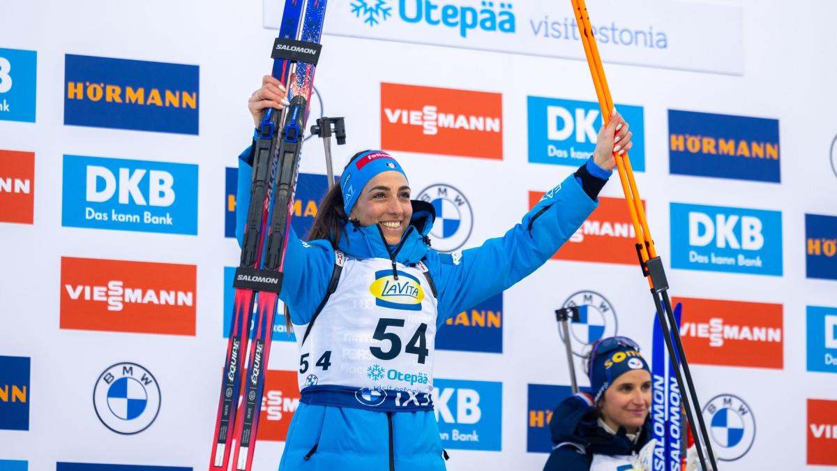 Biathlon, super Vittozzi nella sprint: secondo posto alle spalle della francese Simon