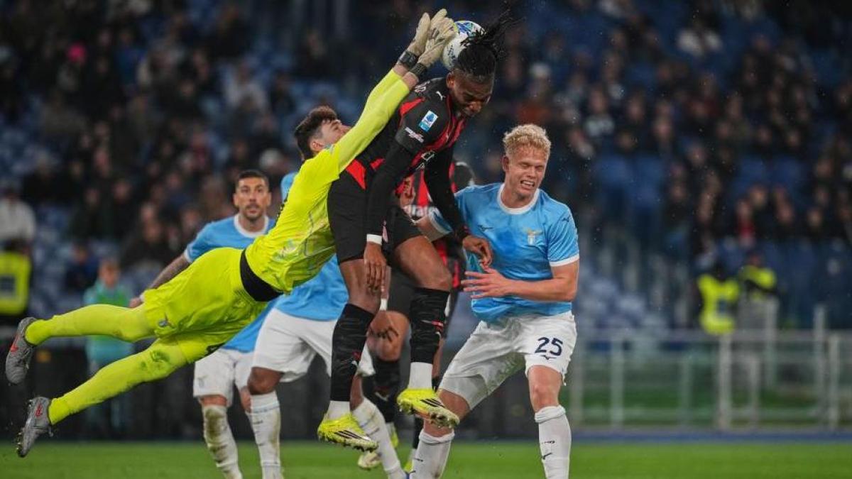 Milan, dalla rabbia di Leao al nulla di Pulisic. L'attacco così è un problema, anche per il futuro