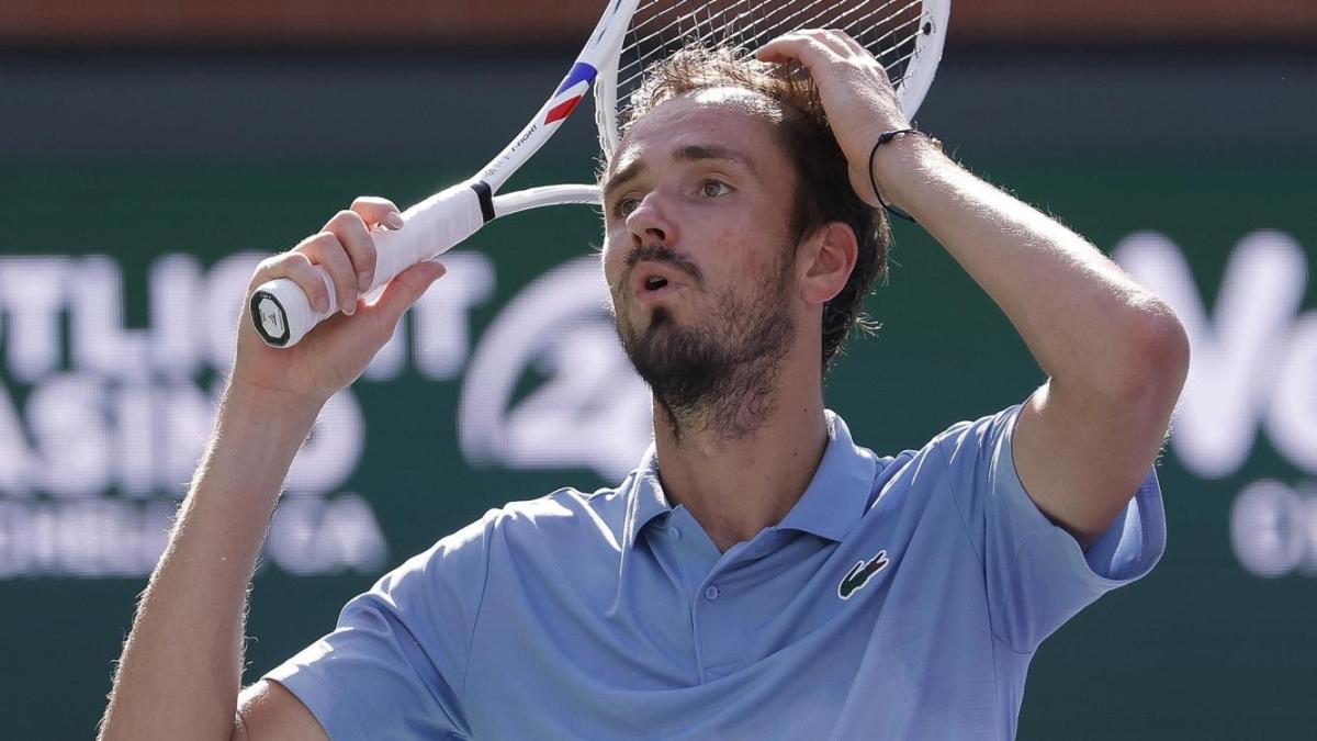 medvedev momento no con i voli prima il blocco a dubai ora a miami 232 senza bagagli