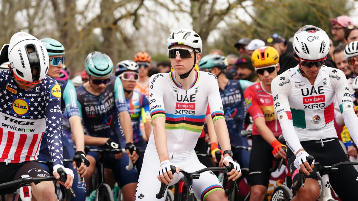 LIVE Dalle 10.10 la Milano-Sanremo: si parte da Pavia, occhi puntati sul fenomeno Pogacar, mai vincitore