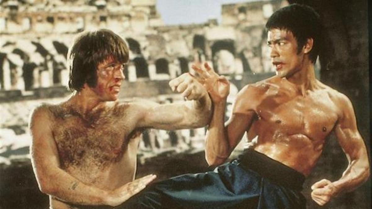 "Se fa le flessioni non è lui che si alza ma la terra che si abbassa": così un campione s'è fatto meme