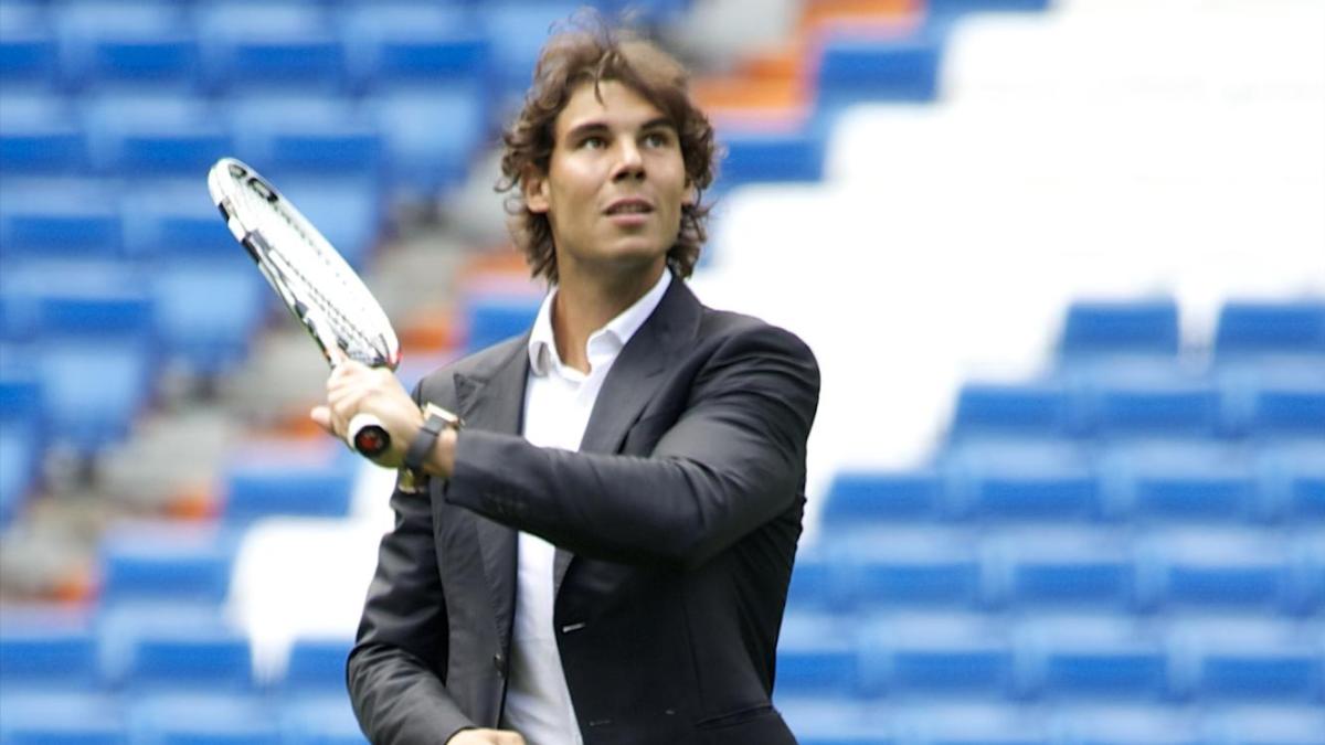 Il tennis al Bernabeu, Biaggi-Fisichella a Napoli, i 90mila del volley: storie di stadi usati per altri sport