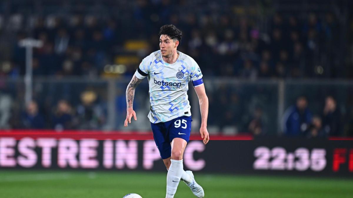 Bastoni verso il Barcellona. E ora l'Inter sfida il Milan per Gila