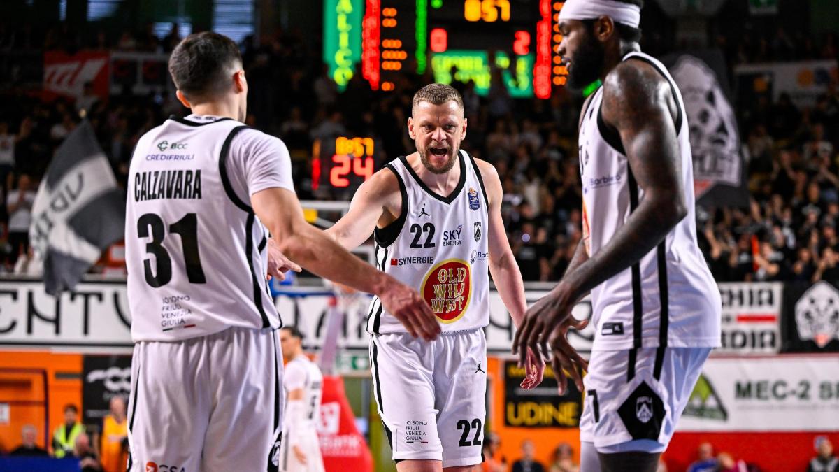 Milano cade a Udine, Reggio Emilia stende anche Brescia. Cremona e Trento inseguono i playoff