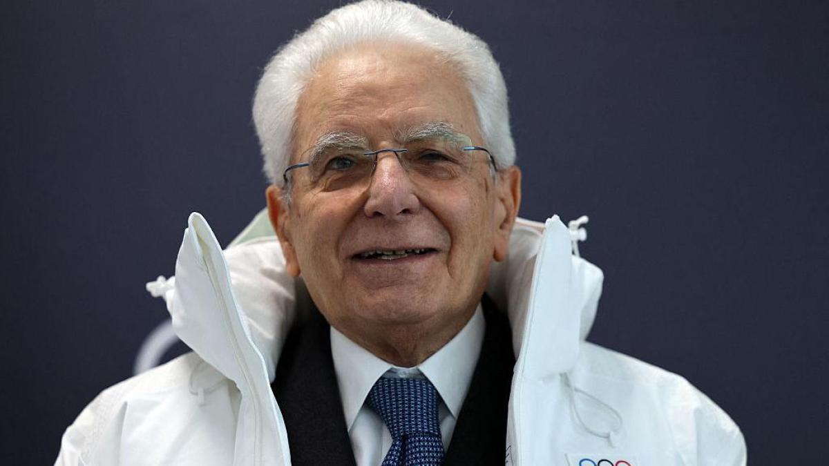 Mattarella: "Gazzetta, rito quotidiano da generazioni. Indimenticabili alcune prime pagine"