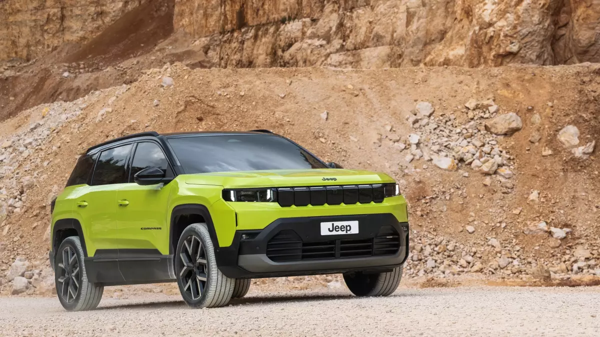 Jeep Compass: ordinabili gli allestimenti Business e Summit. Prezzi e dettagli