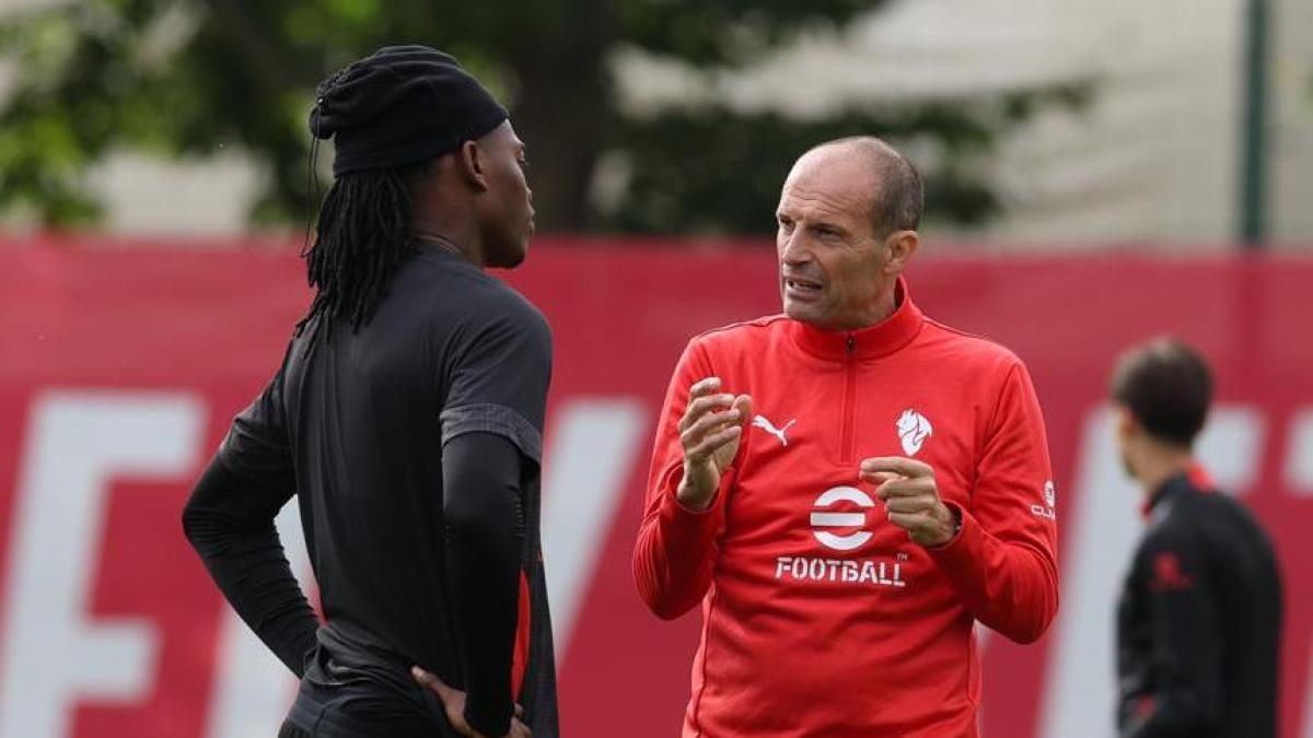 Leao favorito per giocare a Verona. Ma perché Allegri ha scelto lui come 9 con l'Udinese?