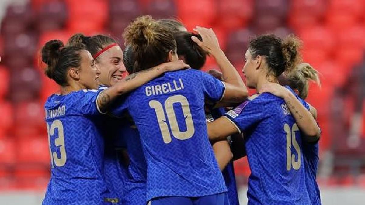 Italia a valanga: 6-0 alla Serbia e caccia al primo posto nel girone