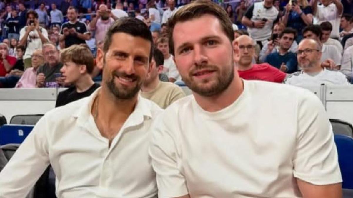 Djokovic dà forfeit a Madrid, poi la serata in tribuna con Doncic per il big match di Eurolega