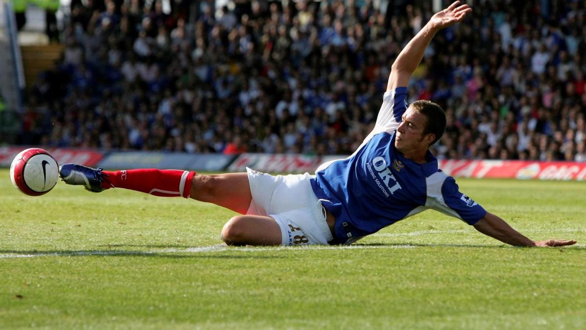 C'è una squadra di ex stelle della Premier che gioca da anni contro gli abusi finanziari