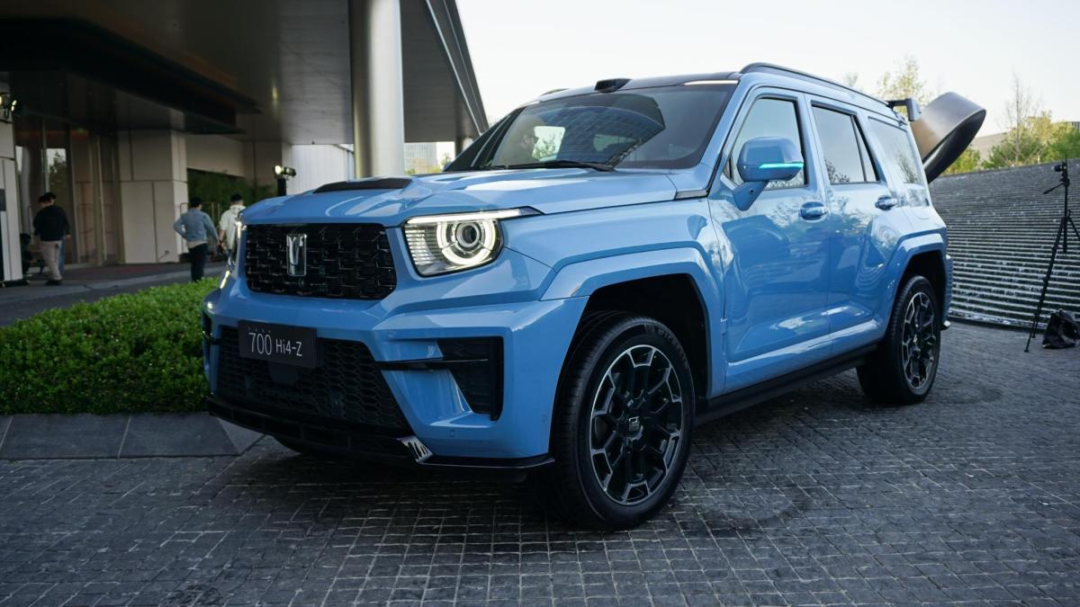 Gwm Tank 700: debutto in Cina per il fuoristrada ibrido da 851 Cv