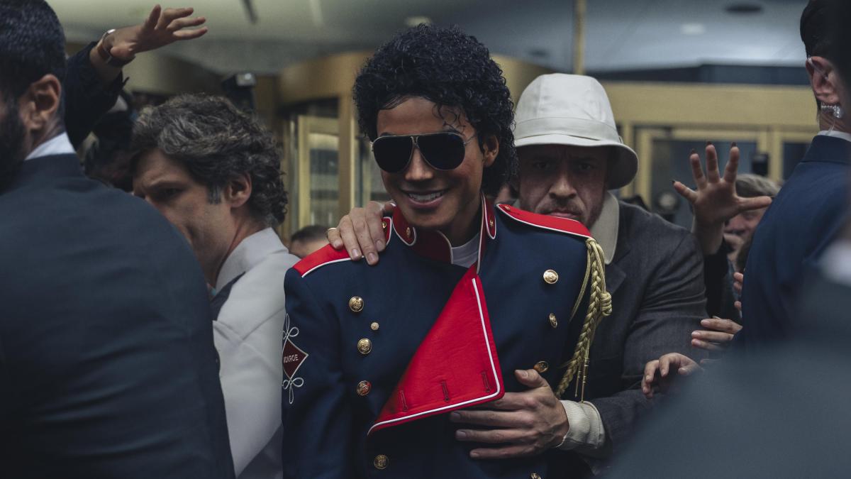 Michael, al cinema il film sulla vita di Michael Jackson, interpretato da suo nipote Jaafar