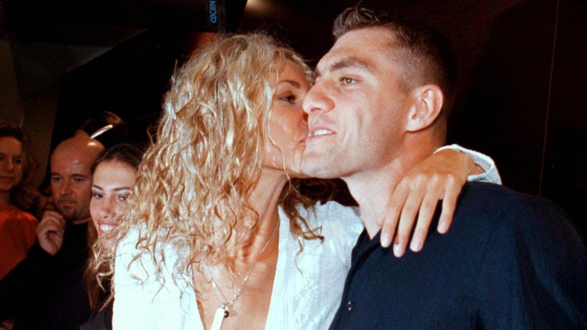 Amore strappato con la forza o pagato... che tristezza, una volta i calciatori erano seduttori