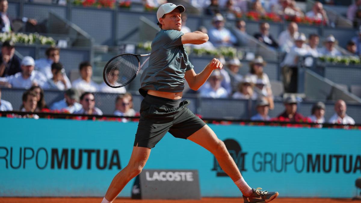 Sinner: "Lo stop di Alcaraz? Giorno triste per il tennis. Quando c'è lui io miglioro"