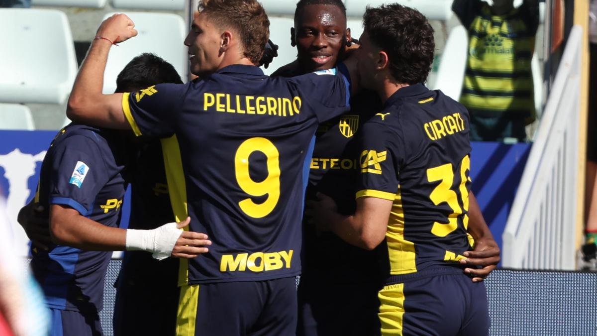 parma pisa le pagelle elphege decisivo 7 cuadrado non ha il passo 5